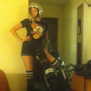 Meet your Posher, Lauren